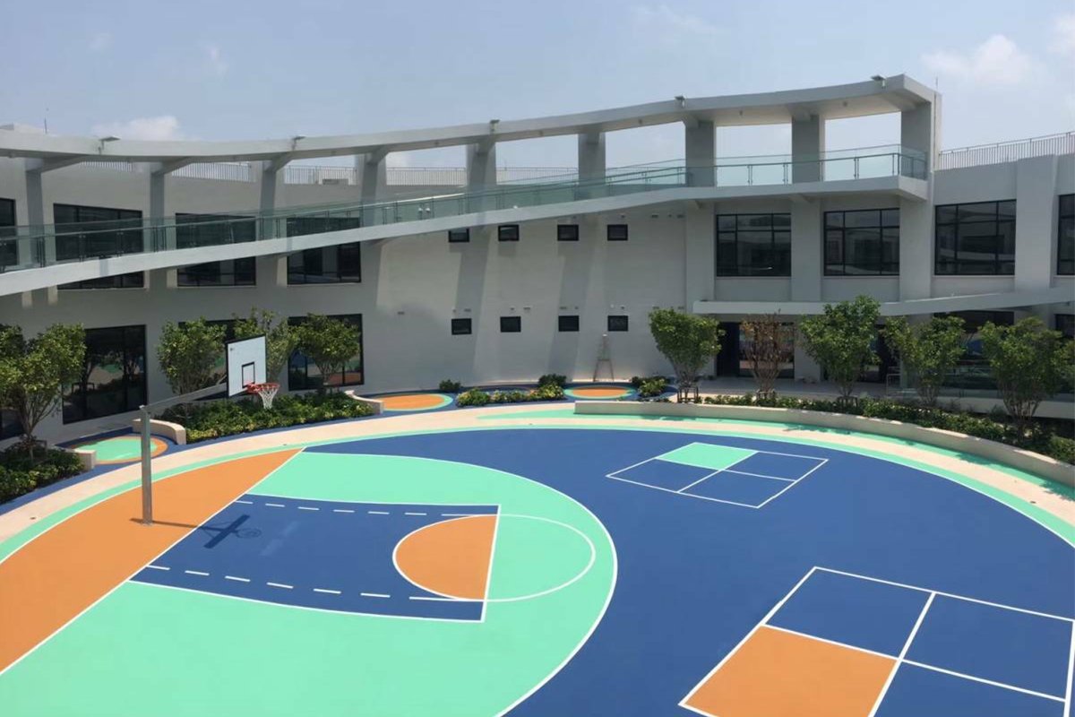 Decoflex Softcourt Outdoor Acrylic Flooring System 6