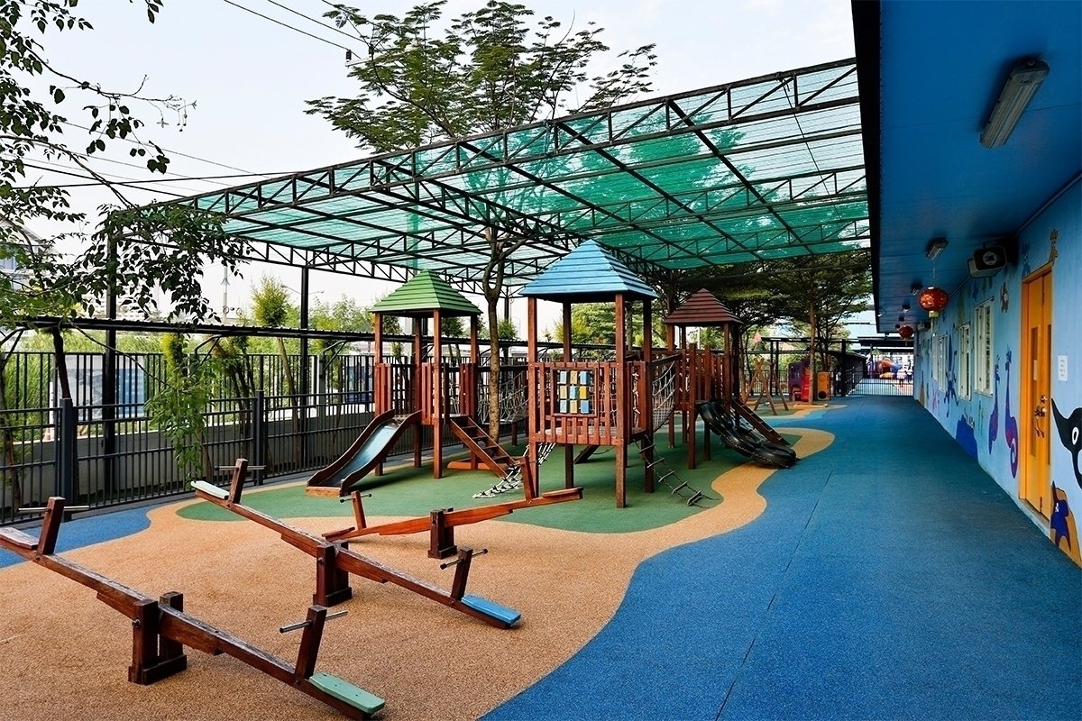 KOMPAN Residential Play Systems 4