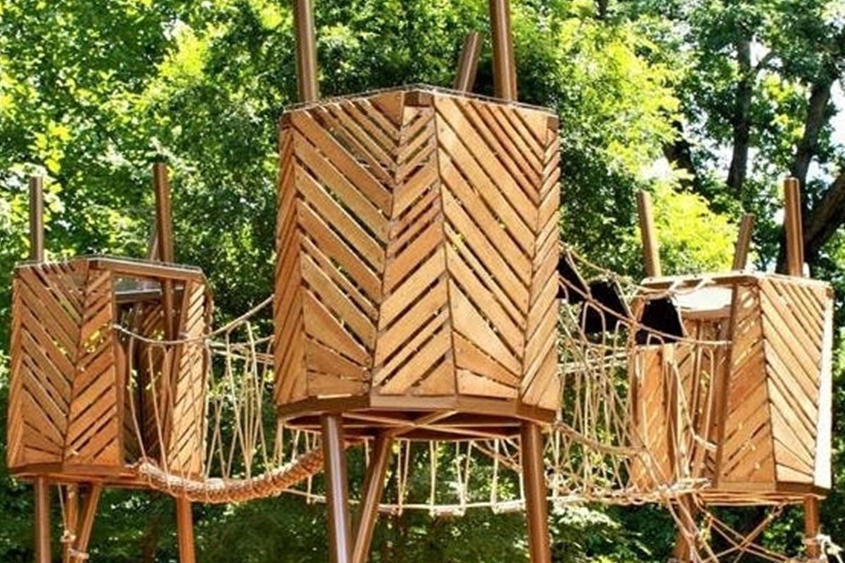 KOMPAN Robinia Play Systems 9